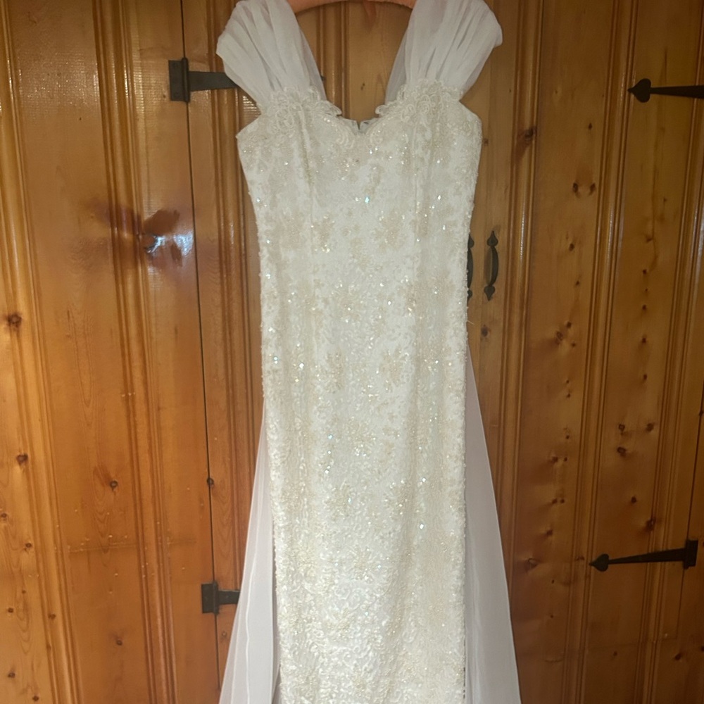 Alfred Angelo Wedding dress